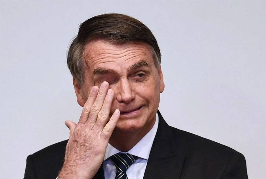 Deputado do Piauí desmente Bolsonaro e afirma que Auxílio Brasil previsto é de R$ 400